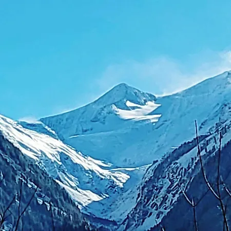 Apartment In Hohe Tauern With Mountain Views, Cleaning Included Apartmán